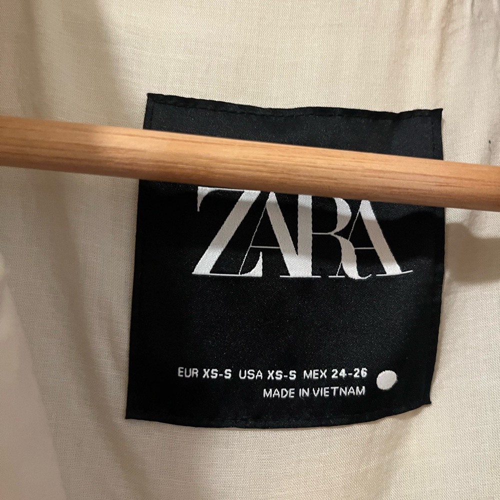 Zara Pocket Trench Coat in Ecru - Picture 8 of 11